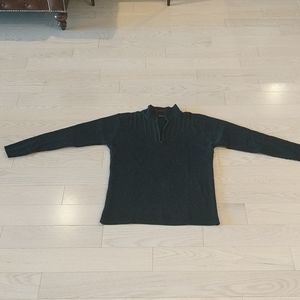 Men's large Claiborne black sweater